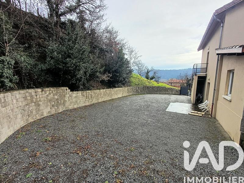 Maison - 98 m² - 5 pièces