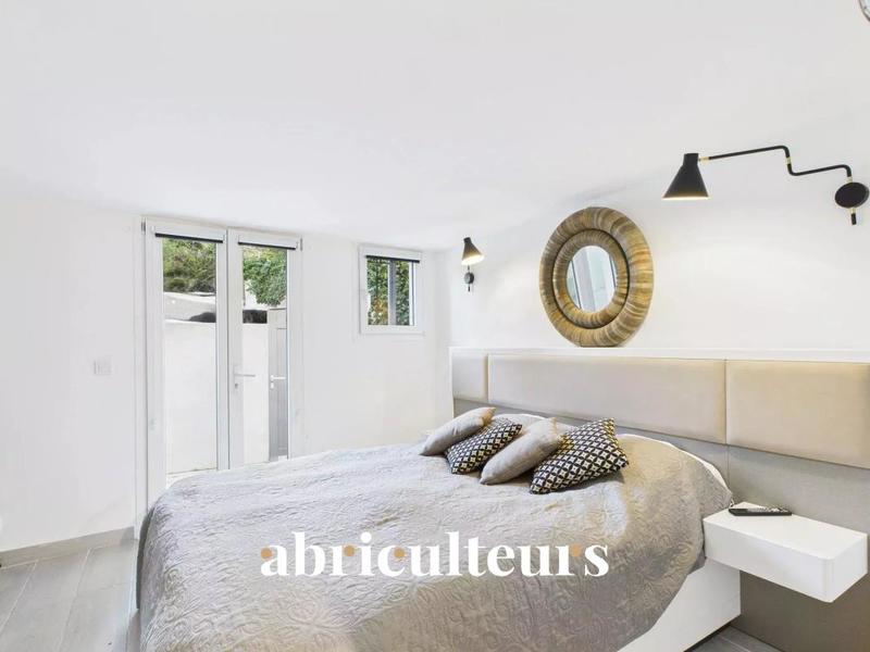 Villa - 227 m² - 7 pièces