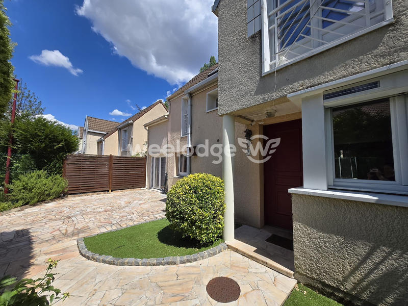 Maison - 110 m² - 6 pièces