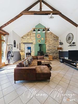 Maison - 216 m² - 5 pièces