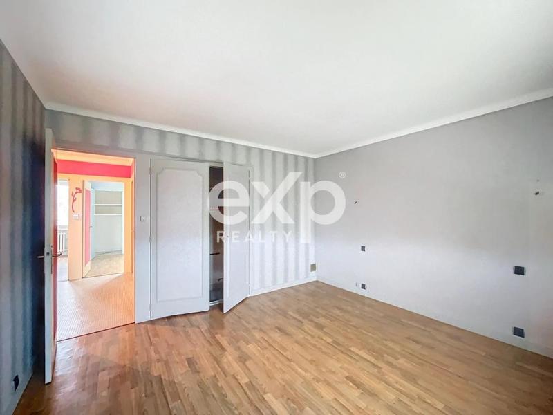 Maison - 138 m² - 7 pièces