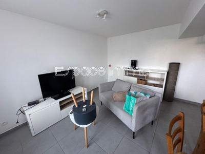 Immeuble - 14 pièces