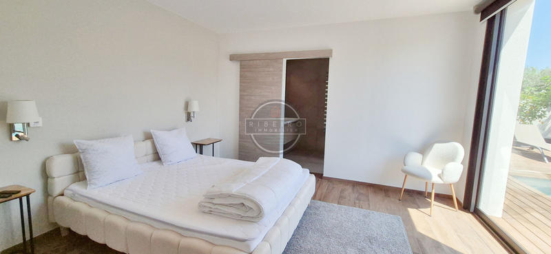 Villa - 185 m² - 4 pièces