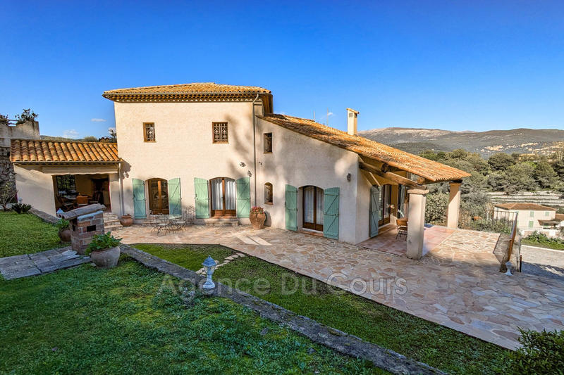 Villa - 260 m² - 5 pièces