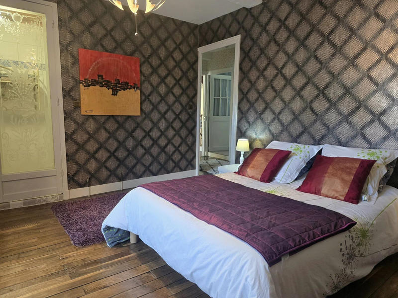 Maison ancienne - 220 m² - 7 pièces