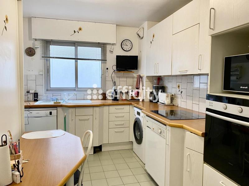 Appartement - 81 m² - 3 pièces