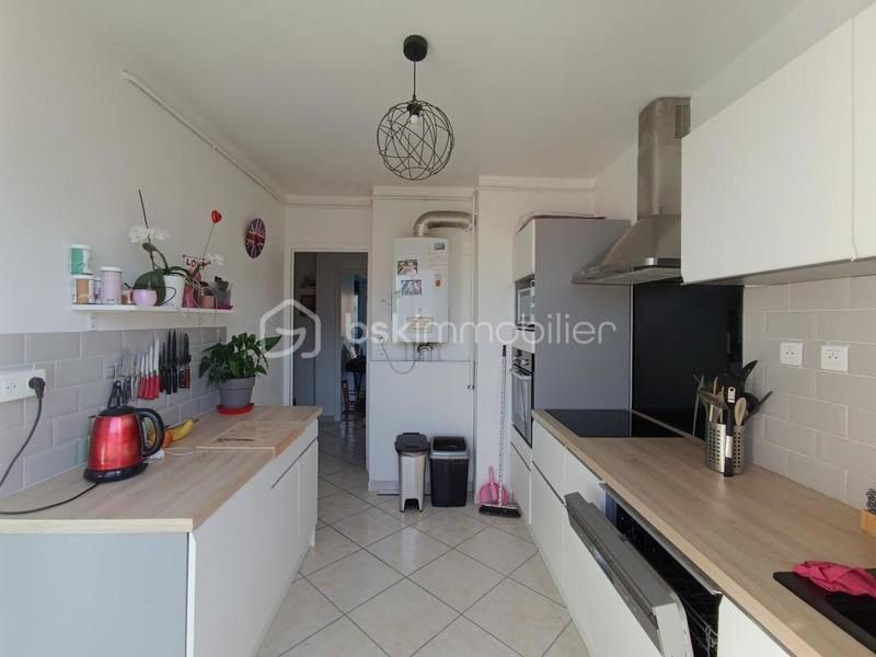 Appartement - 97 m² - 4 pièces