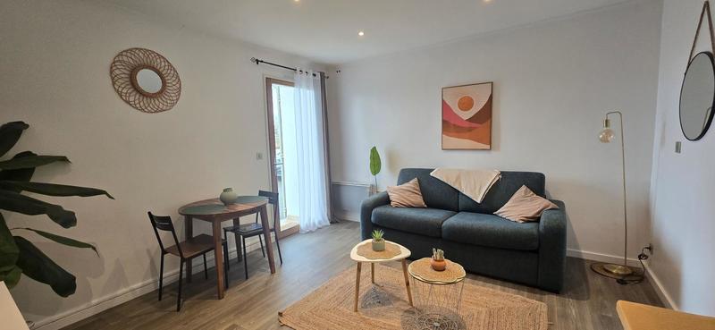 Studio - 25 m² - 1 pièce