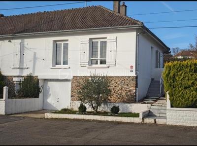 Maison - 72 m² - 4 pièces