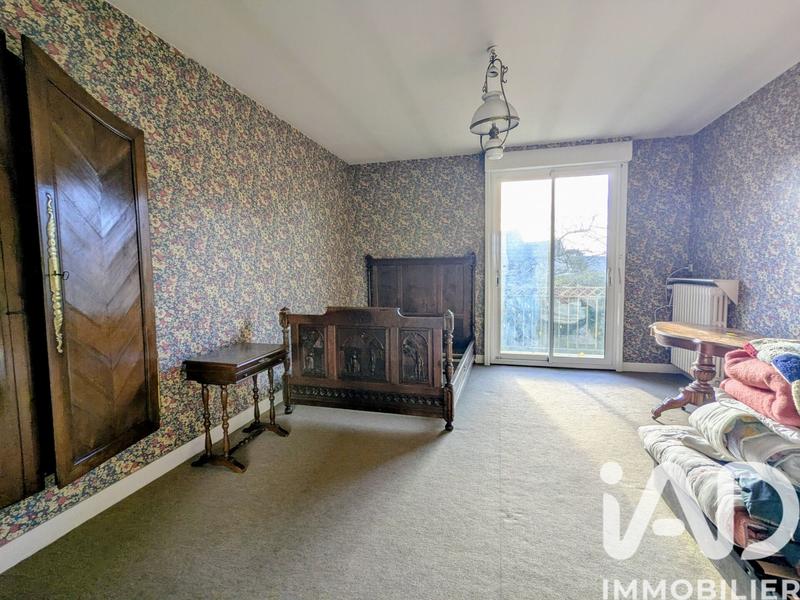 Maison - 200 m² - 9 pièces