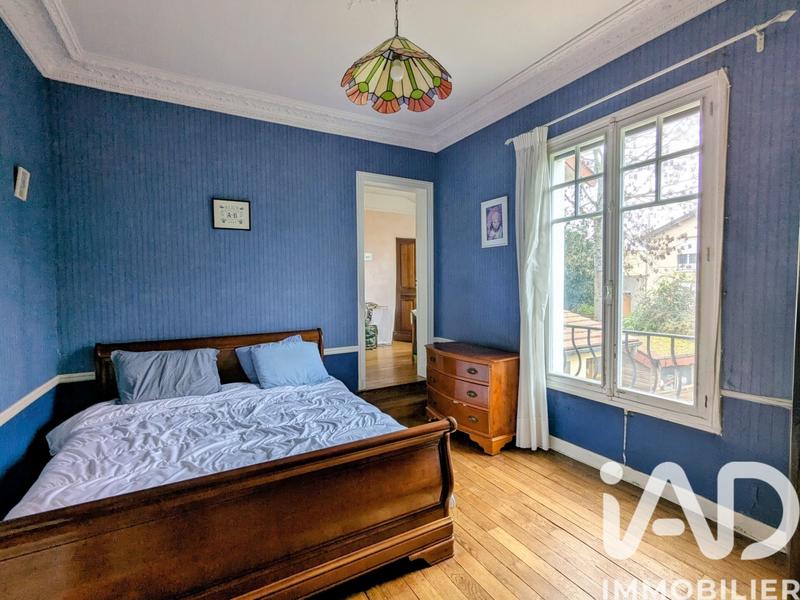 Maison - 140 m² - 6 pièces