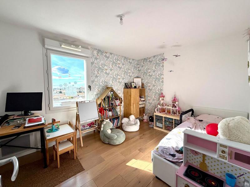 Appartement - 91 m² - 4 pièces