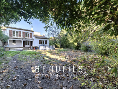 Villa - 159 m² - 6 pièces