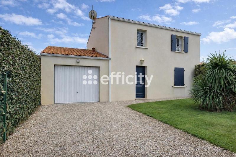 Maison - 90 m² - 4 pièces