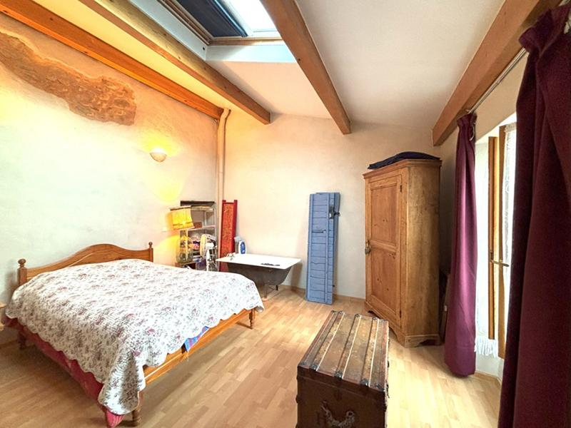 Maison - 102 m² - 4 pièces