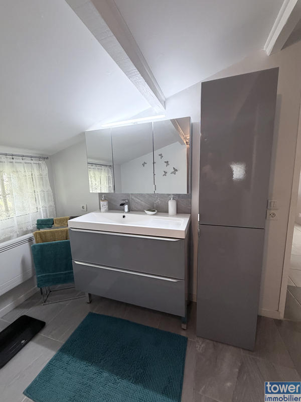 Propriété - 110 m² - 4 pièces