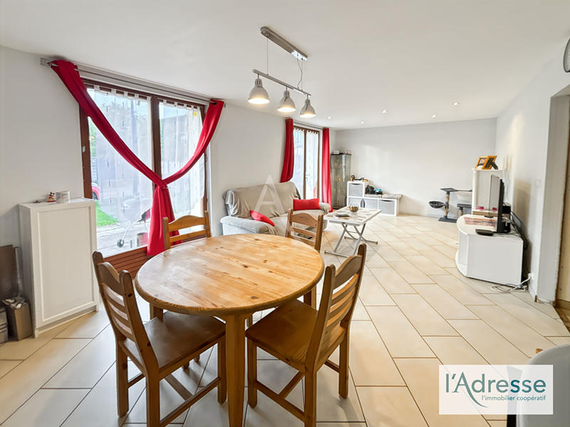 Maison - 101 m² - 5 pièces