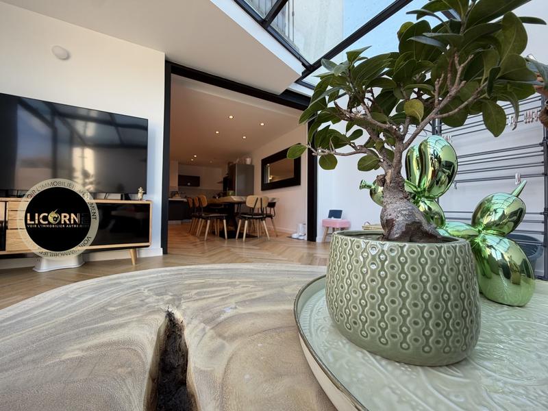 Appartement - 85 m² - 3 pièces