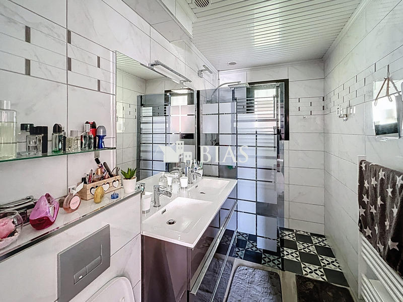 Maison - 140 m² - 4 pièces