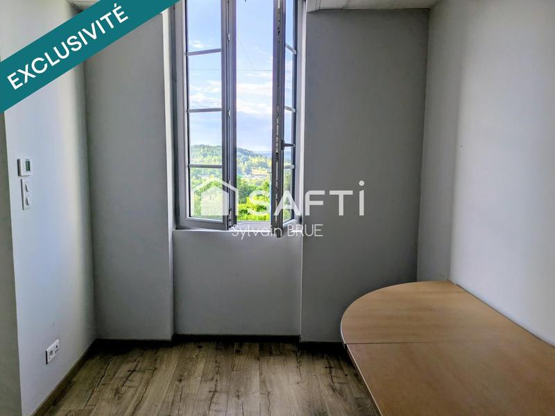 Appartement - 188 m² - 6 pièces