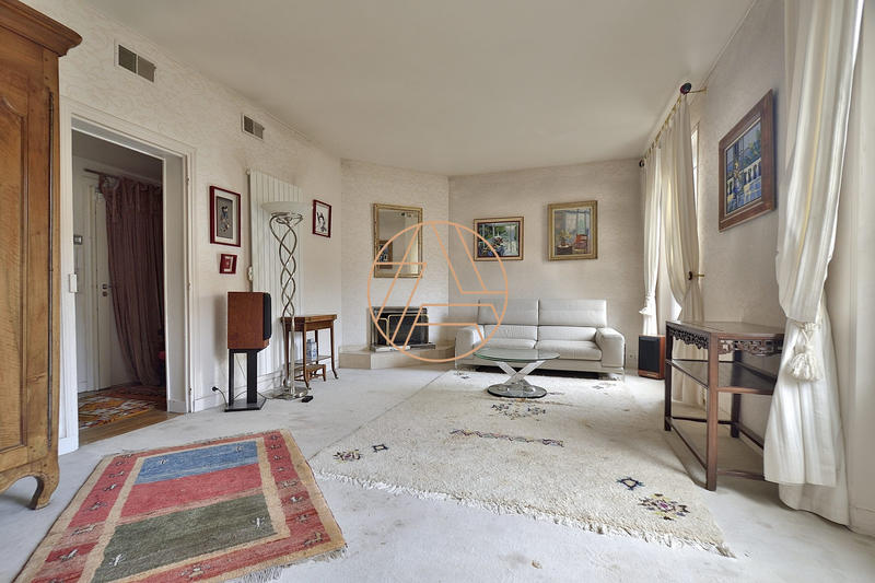 Appartement - 135 m² - 7 pièces