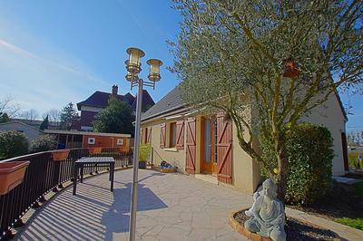 Maison - 103 m² - 5 pièces