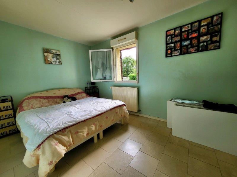 Maison - 200 m² - 7 pièces