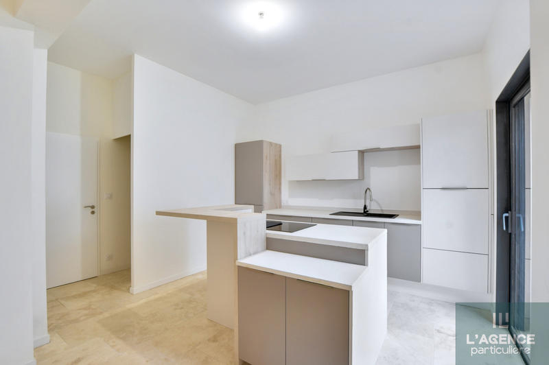 Appartement - 177 m² - 5 pièces