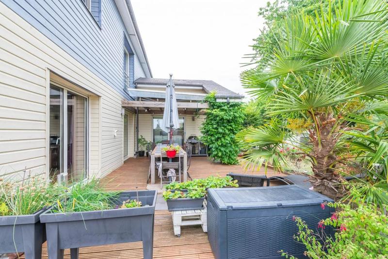 Maison d'architecte - 207 m² - 7 pièces