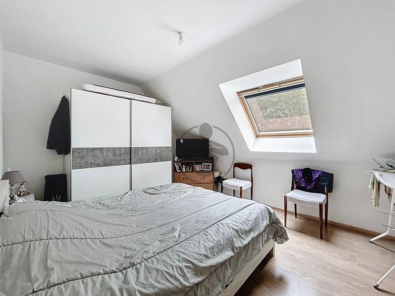 Maison - 163 m² - 8 pièces