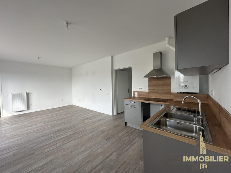 Appartement - 80 m² - 4 pièces