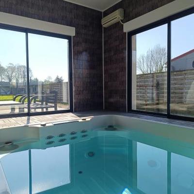 Maison - 251 m² - 9 pièces