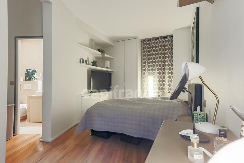 Appartement - 175 m² - 6 pièces