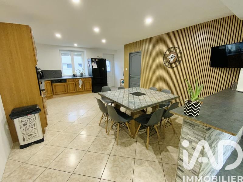 Maison de village - 211 m² - 6 pièces