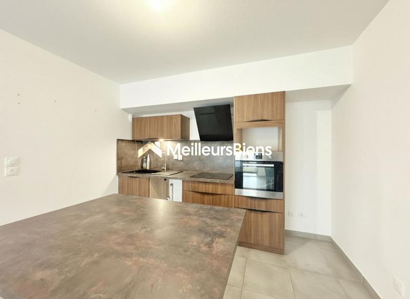 Appartement - 75 m² - 3 pièces