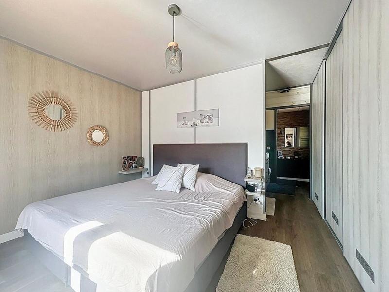 Maison - 183 m² - 5 pièces