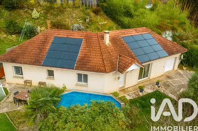 Maison - 114 m² - 6 pièces