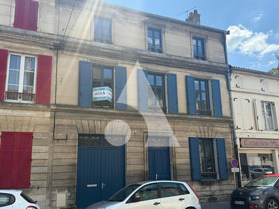 Maison - 215 m² - 6 pièces