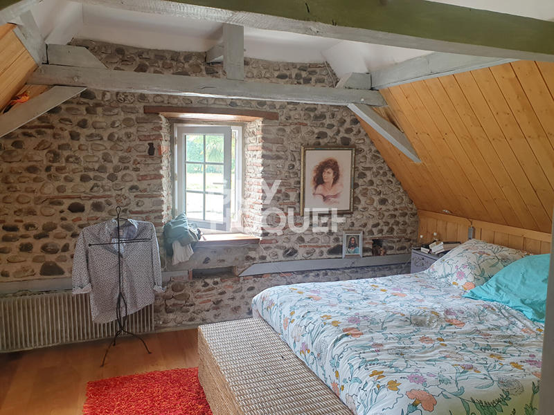 Maison - 165 m² - 8 pièces