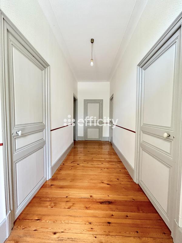 Maison - 158 m² - 5 pièces