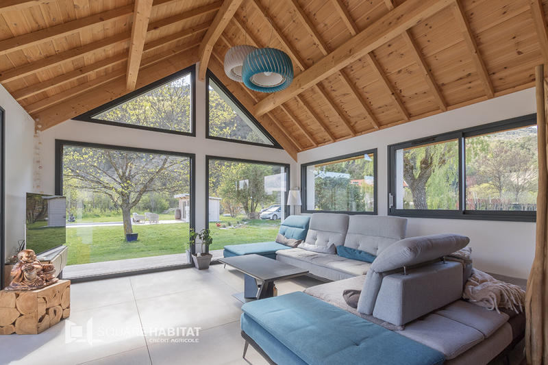 Maison - 170 m² - 7 pièces