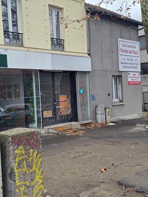 Local commercial - 260 m² - 2 pièces