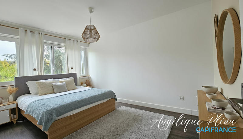 Appartement - 105 m² - 5 pièces