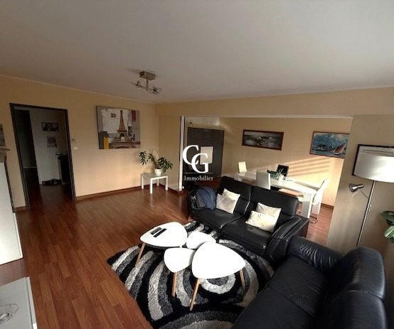 Appartement - 102 m² - 5 pièces