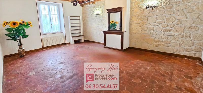 Corps de ferme - 435 m² - 11 pièces