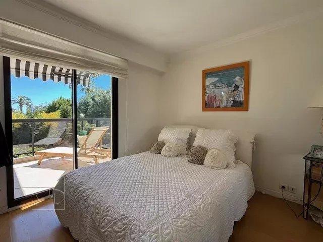 Appartement - 84 m² - 3 pièces