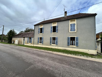 Maison - 131 m² - 6 pièces