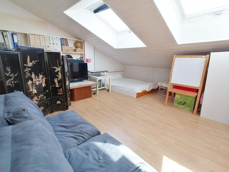 Maison - 100 m² - 6 pièces