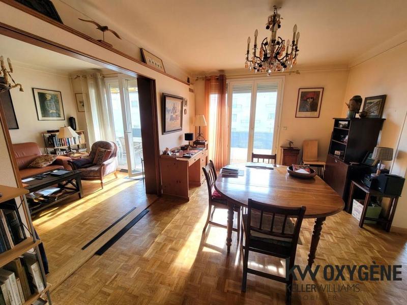 Appartement - 82 m² - 4 pièces