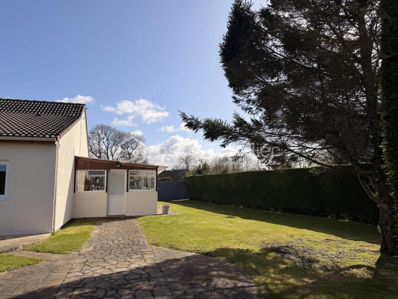 Maison traditionnelle - 105 m² - 4 pièces